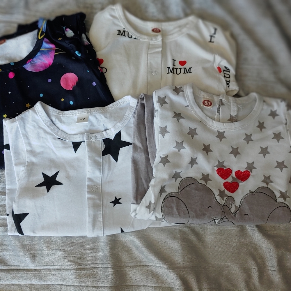 4 Baby Rompers Gender Neutral - Picture 3 of 6